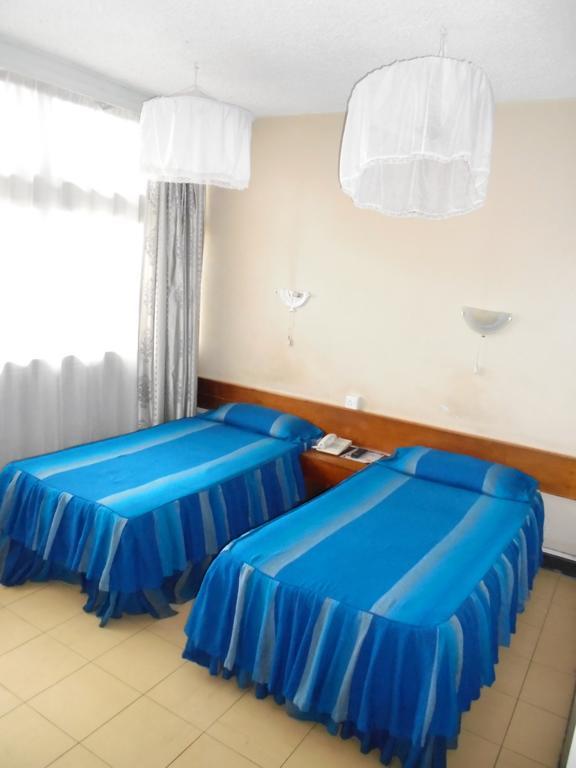 Karibu Hotel Nairobi Habitación foto